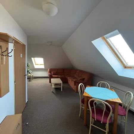 Vo Visnovom بيت ضيافة Stará Turá